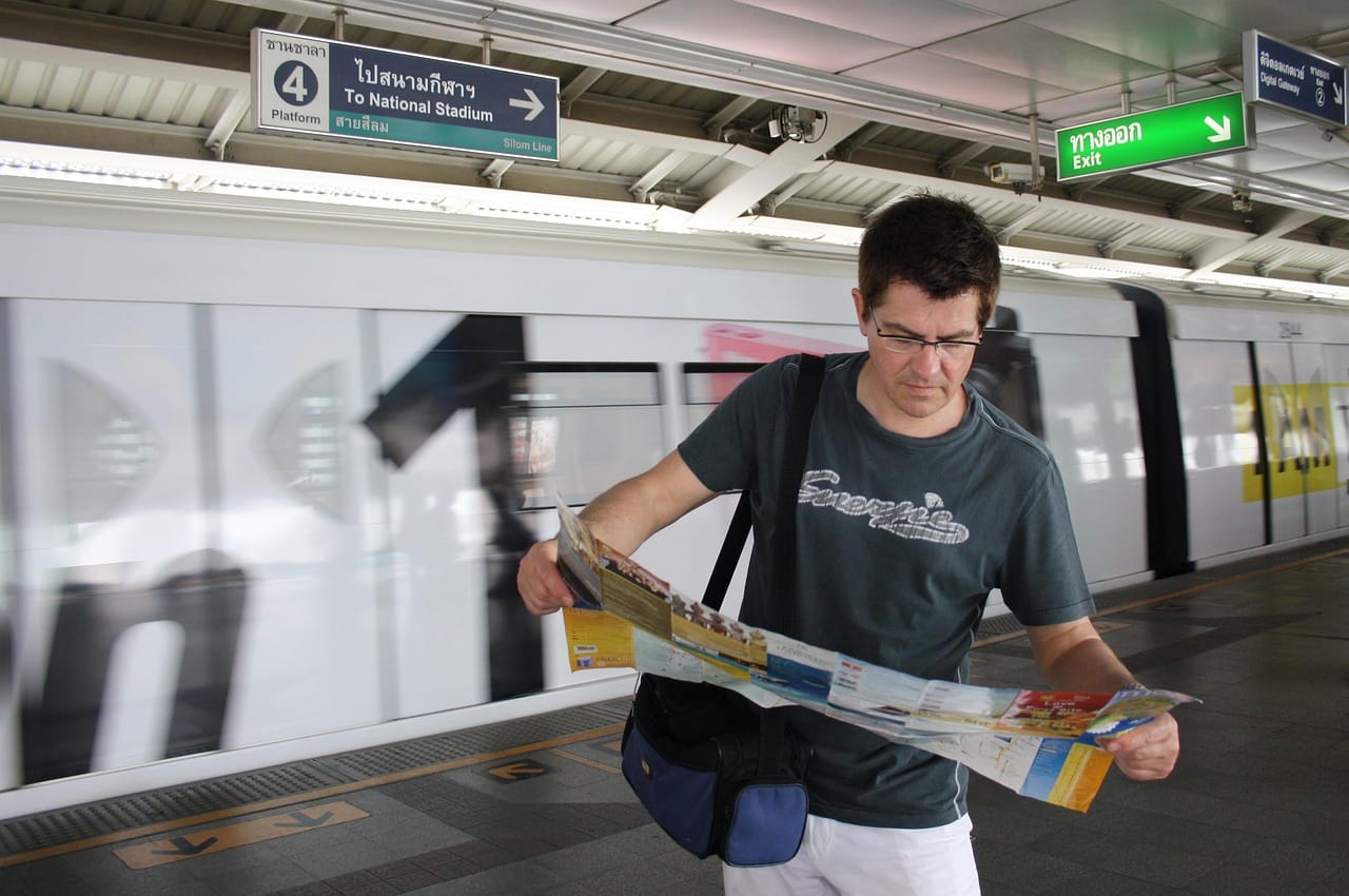 Targi, pchle rynki i antykwariaty – japońska starzyzna