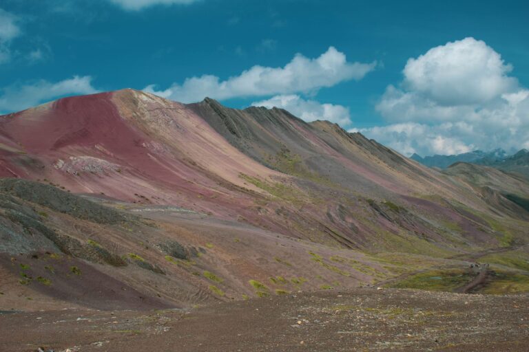 Palcoyo czy Vinicunca: którą Tęczową Górę w Peru wybrać
